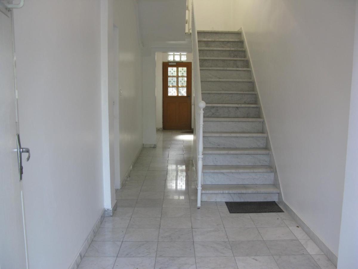 Apartment Mella *
